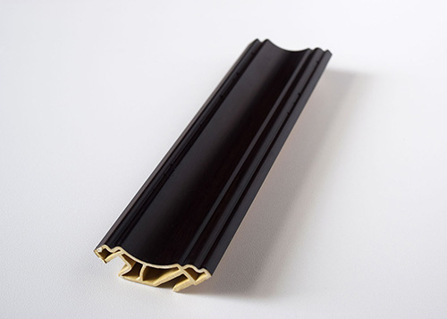 O canto superior do teto do Pvc perfila a guarnição impermeável do Pvc da junção da parede do Pvc 